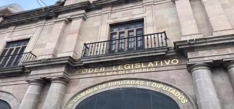 Edomex unificará multas y control vehicular con entidades vecinas