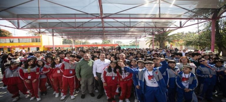 Más de 4 millones de alumnos del Estado de México inician vacaciones