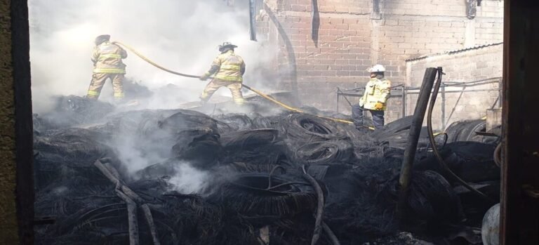 Difunden lista de los 10 pasajeros de avionazo en Toluca