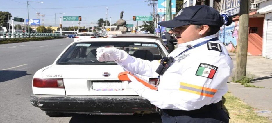 Aplican multas del "Hoy No Circula" sin operativos fijos en Toluca