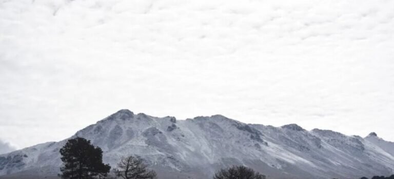 Registran caída de nieve en el Nevado de Toluca