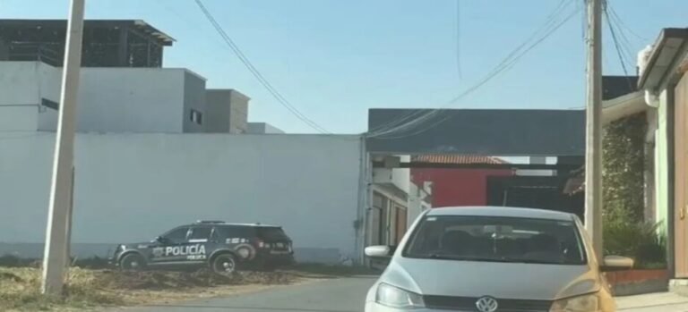 Detienen a joven por el presunto homicidio de su papá y hermano en Toluca