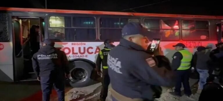 Refuerzan operativo contra robo en transporte público en Toluca