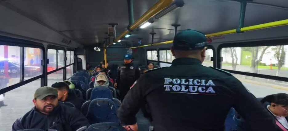 Implementan operativo 'Pasajero Seguro' en Toluca
